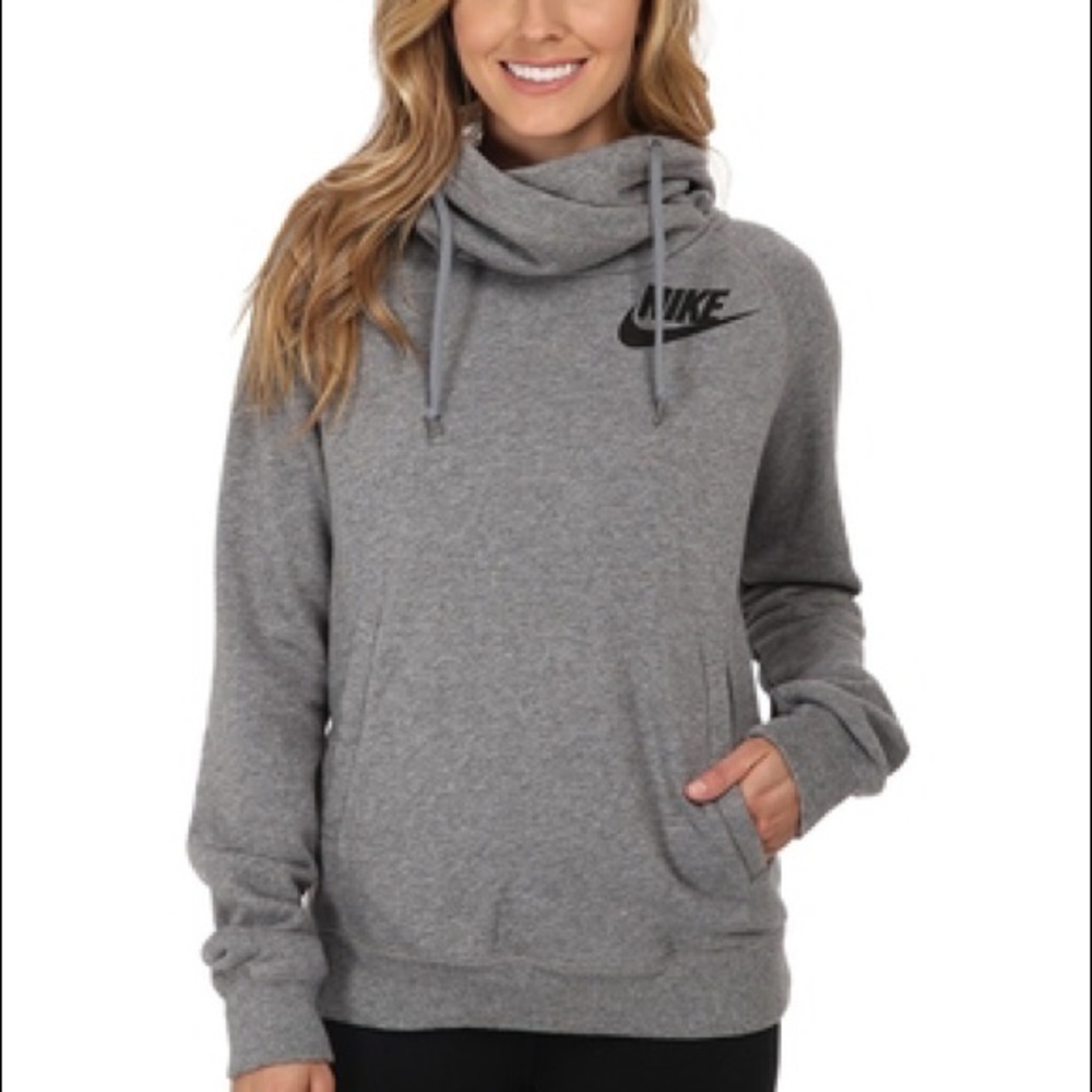 Nike Funnel Neck